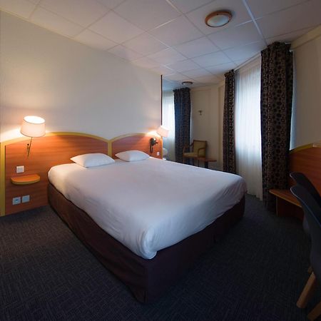 Kyriad Hotel למבאל מראה חיצוני תמונה