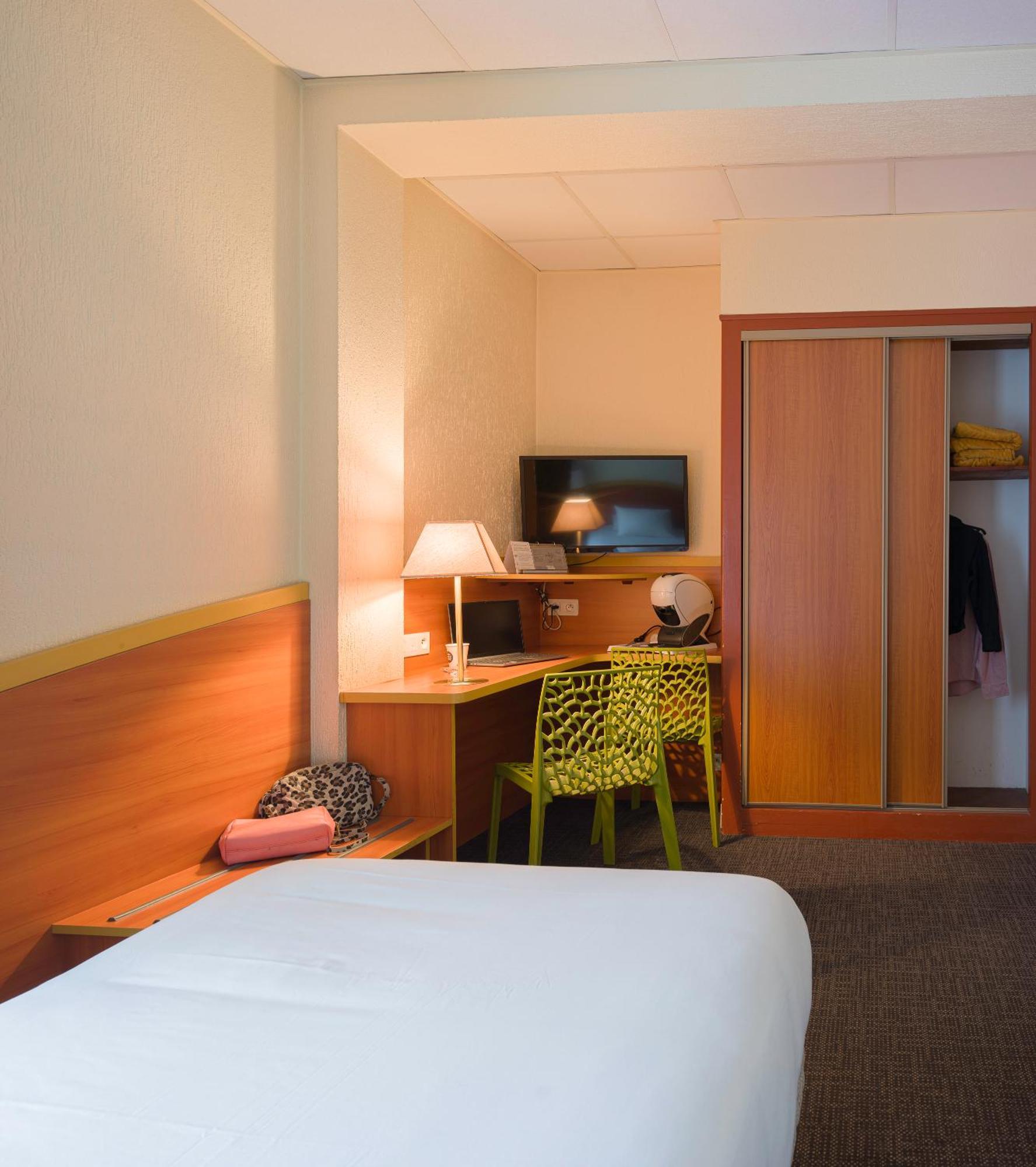Kyriad Hotel למבאל מראה חיצוני תמונה