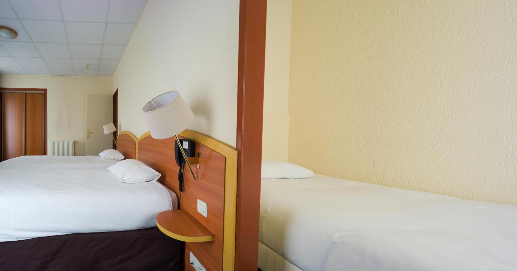 Kyriad Hotel למבאל מראה חיצוני תמונה