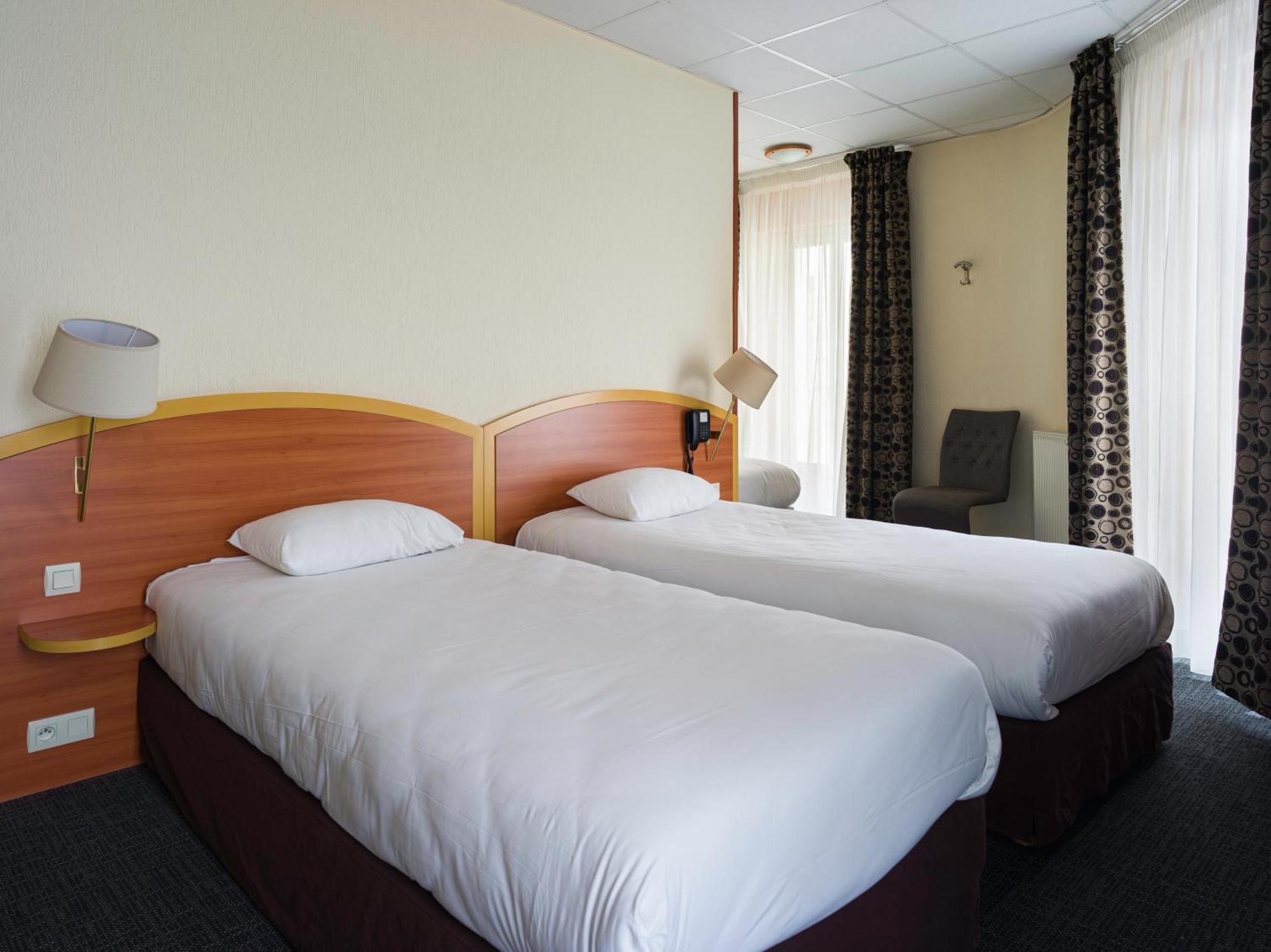 Kyriad Hotel למבאל מראה חיצוני תמונה