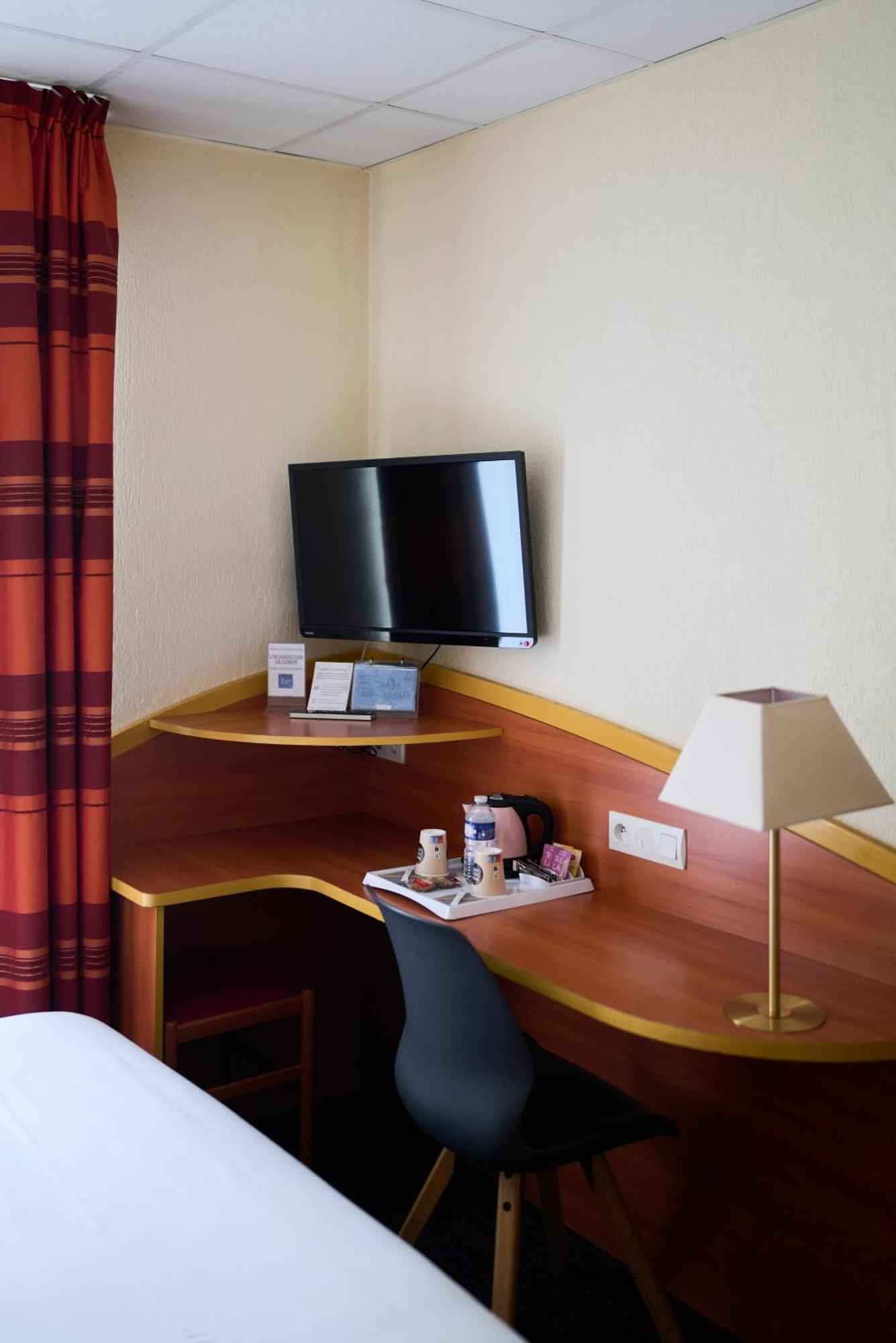 Kyriad Hotel למבאל מראה חיצוני תמונה